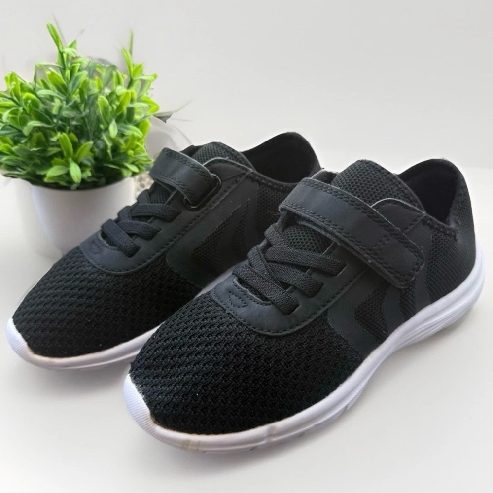 Kids/Toddlers Sneakers Size 11 Black Mesh Hook & Loop Velcro Lightweight